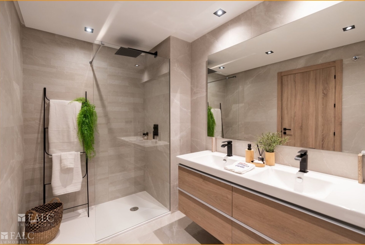 B9_Almazara Hills_apartments_Istan_Marbella_bathroom_May_2023